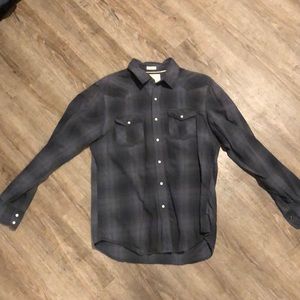 American eagle vintage button up black